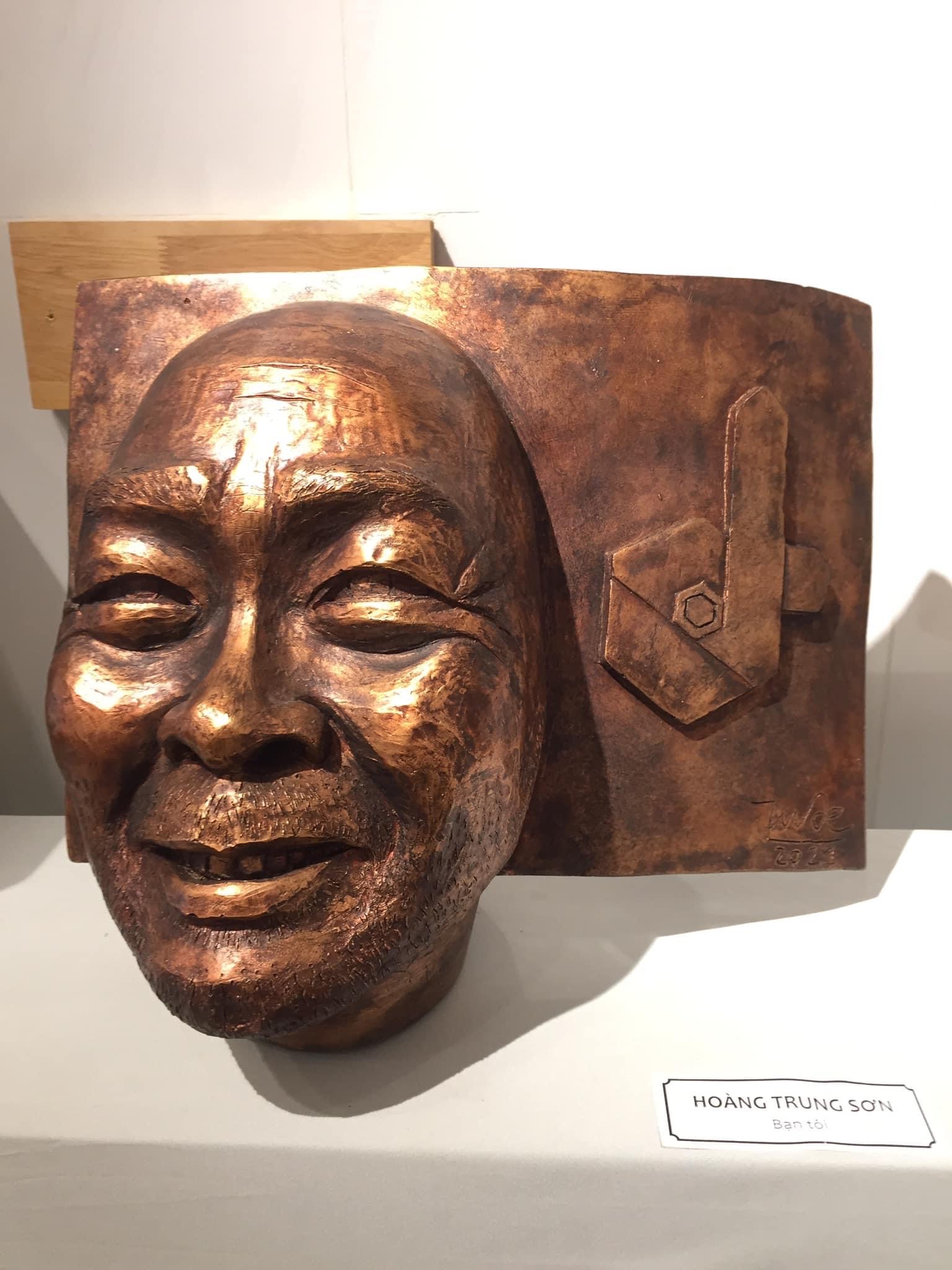 Bạn tôi, Sơn giấy